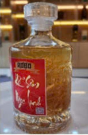 Rượu rễ sâm Ngọc Linh 500ml