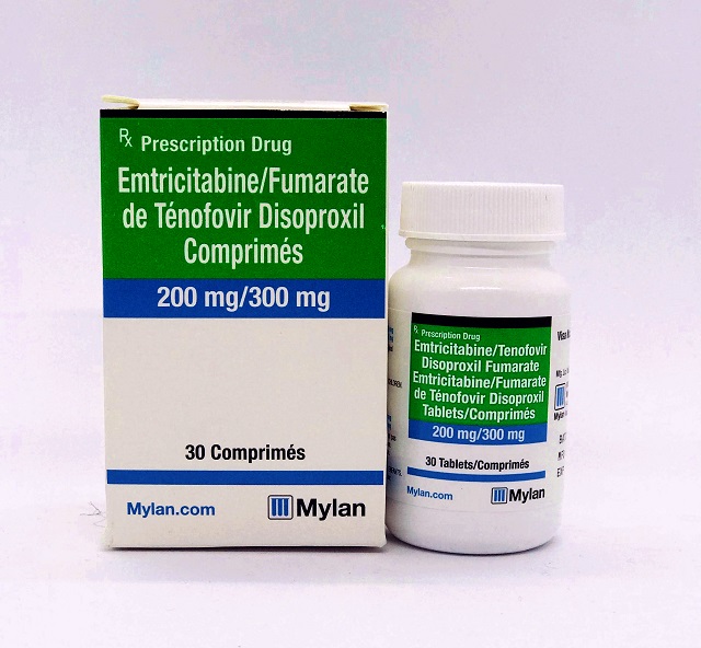 Ricovir-EM giúp điều trị và giảm lây nhiễm HIV