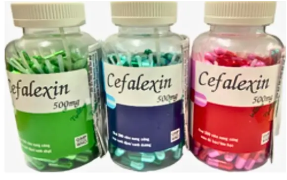 Cefalexin 500mg Tipharco (C/200v) (Màu ngẫu nhiên)